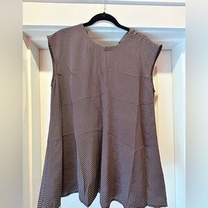 Eileen Fisher eggplant and White patterned silk top medium